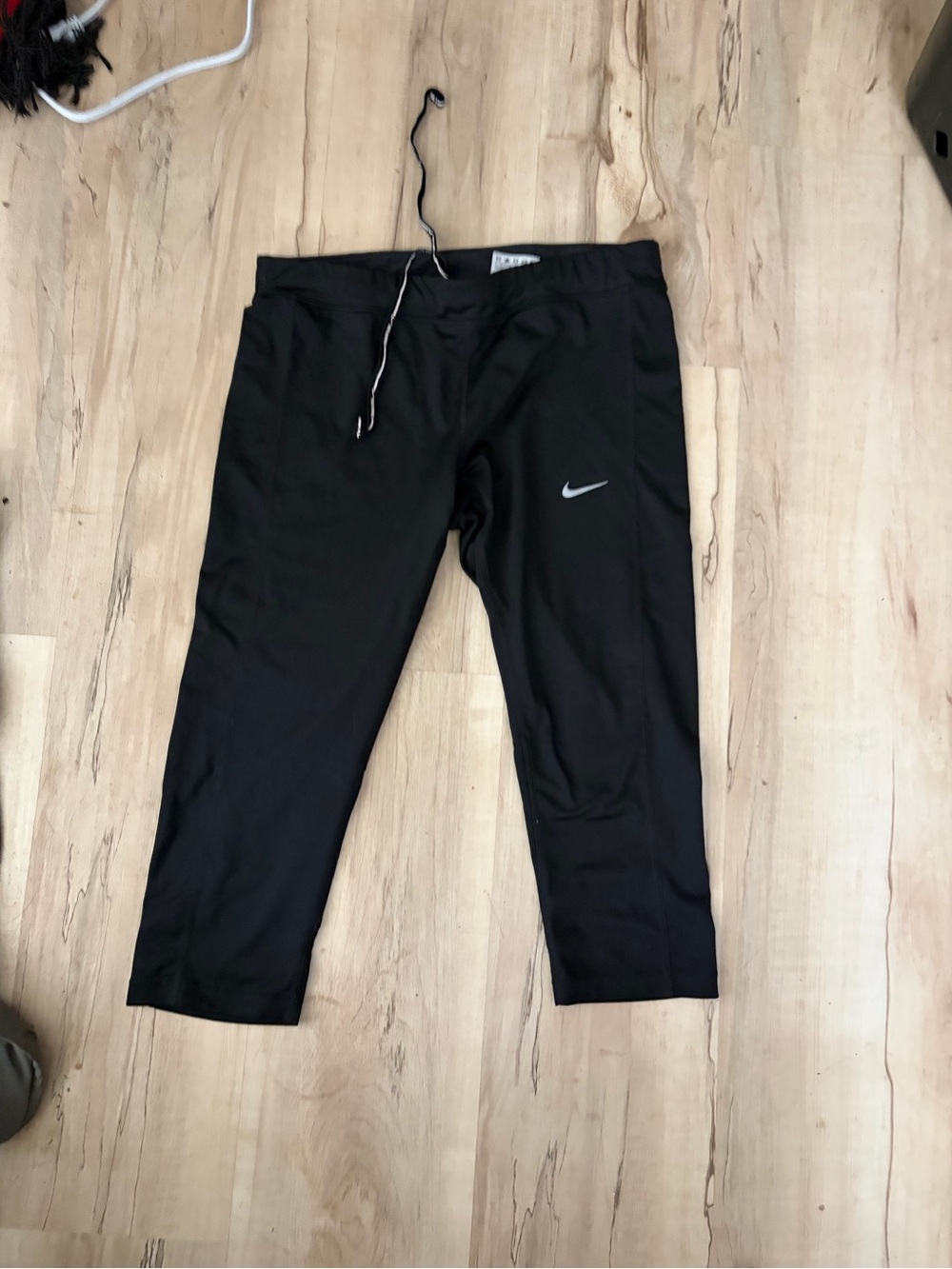 Nike black womens medium Nike dri fit Capri pants